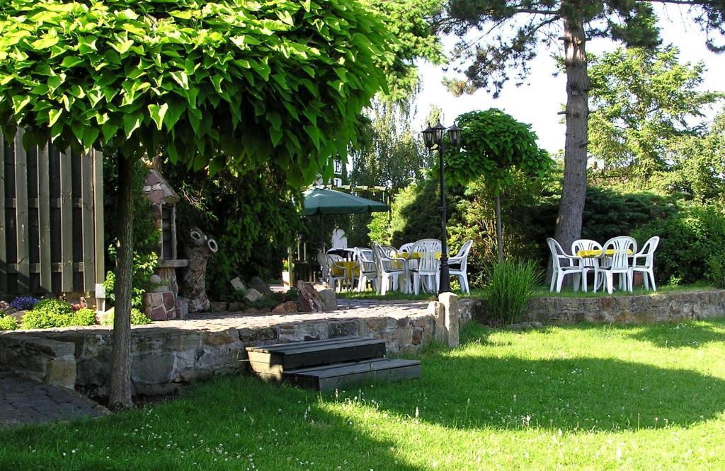 Hotel Pfaffenhof Lich Екстер'єр фото